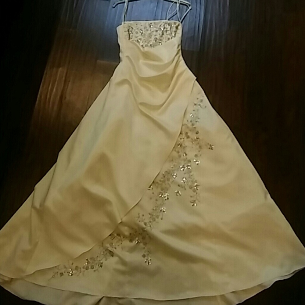 Prom dress